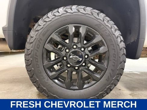 Used 2025 Chevrolet Silverado 3500 LTZ w/ Trail Boss Package AWD/4WD image 27