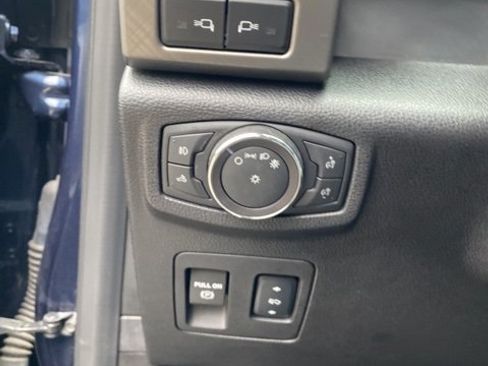 Used 2018 Ford F150 Limited w/ Trailer Tow Package image 22