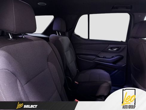 Used 2023 Chevrolet Traverse LT w/ LPO, Floor Liner Package AWD/4WD image 28