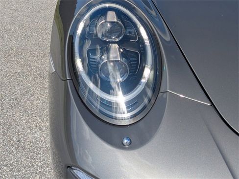 Used 2017 Porsche 911 Carrera 4S image 10