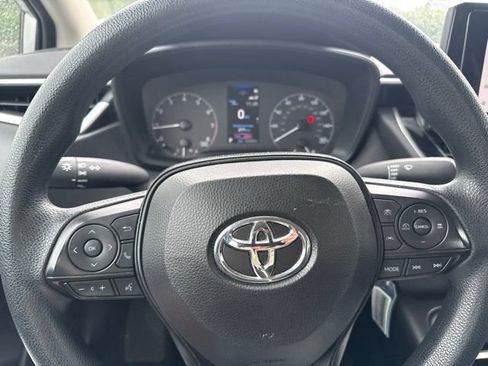Used 2024 Toyota Corolla LE FWD image 12