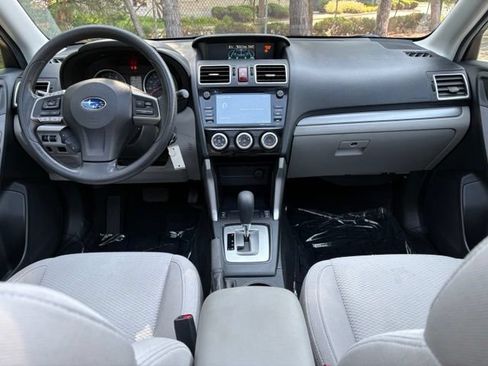 Used 2016 Subaru Forester 2.5i Premium w/ All-Weather Package AWD/4WD image 12