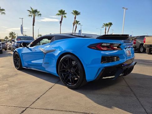 Certified 2024 Chevrolet Corvette Z06 w/ Stealth Interior Trim Package RWD image 4