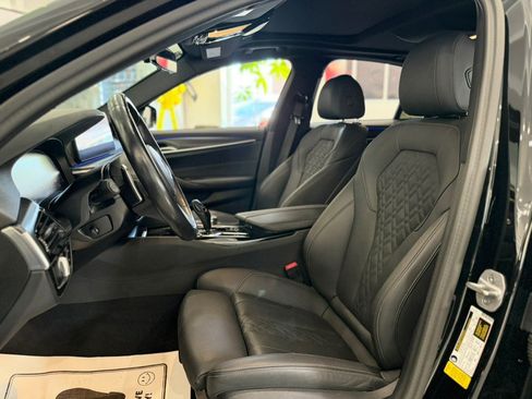 Used 2023 BMW 540i w/ M Sport Package RWD image 14