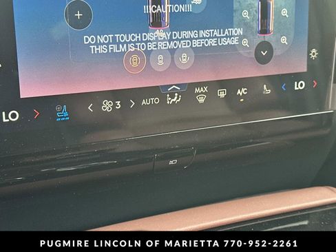 New 2026 Lincoln Navigator L Reserve AWD/4WD image 24