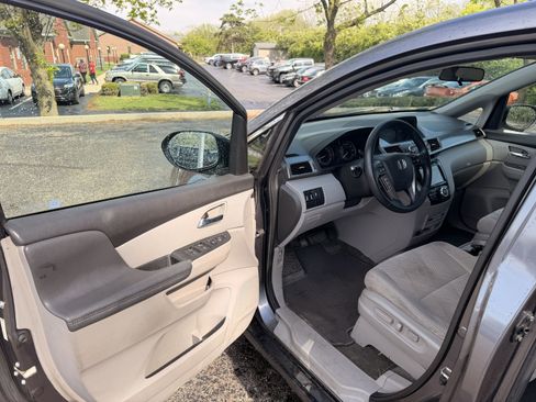 Used 2016 Honda Odyssey SE image 10