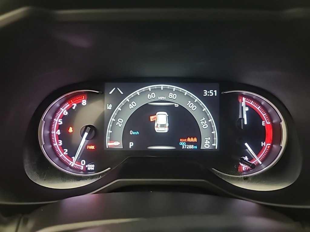 Used 2025 Toyota RAV4 LE AWD/4WD image 28