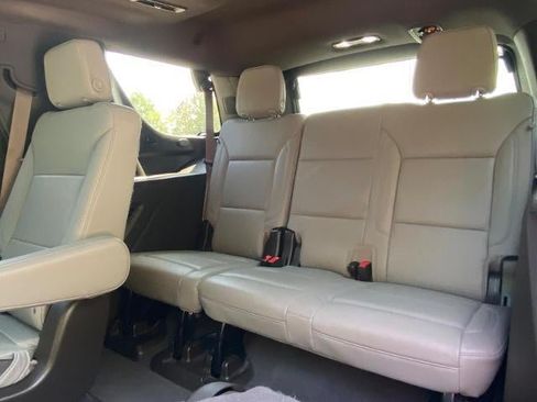Used 2023 Chevrolet Tahoe LT w/ Luxury Package AWD/4WD image 27