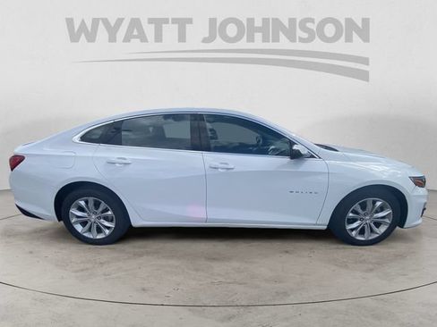 Used 2024 Chevrolet Malibu LT FWD image 11