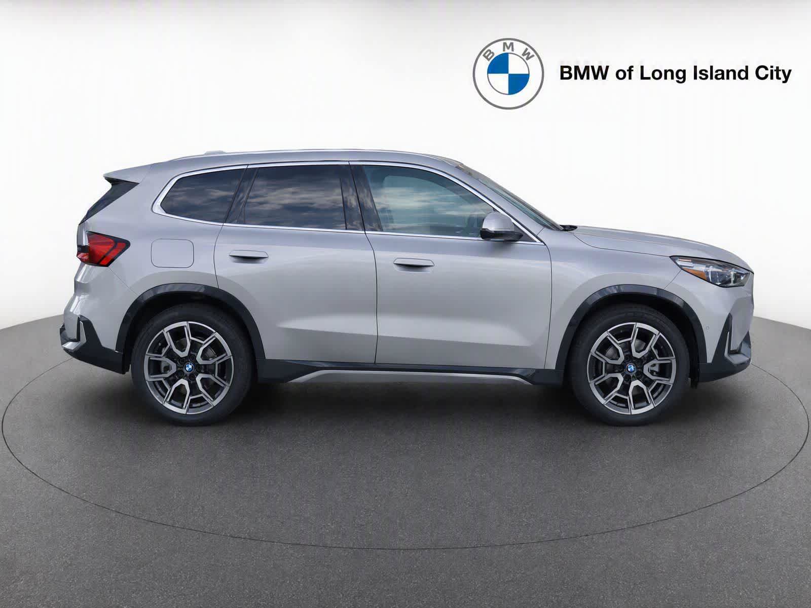 New 2026 BMW X1 xDrive28i w/ Technology Package AWD/4WD image 8