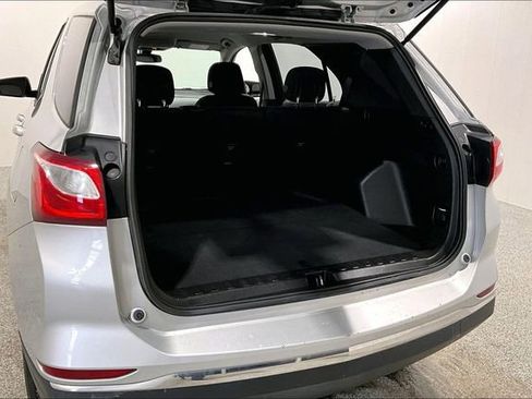 Used 2018 Chevrolet Equinox LS image 39