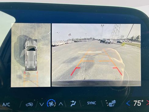 Certified 2024 Chevrolet Traverse Z71 w/ Enhanced Driving Package image 15