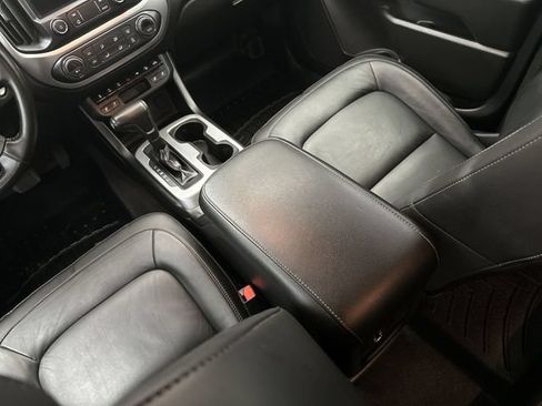 Used 2019 Chevrolet Colorado ZR2 AWD/4WD image 23