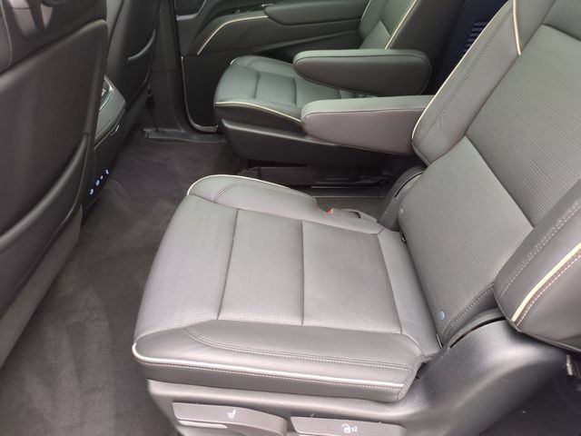 Certified 2023 Cadillac Escalade ESV Premium Luxury AWD/4WD image 21