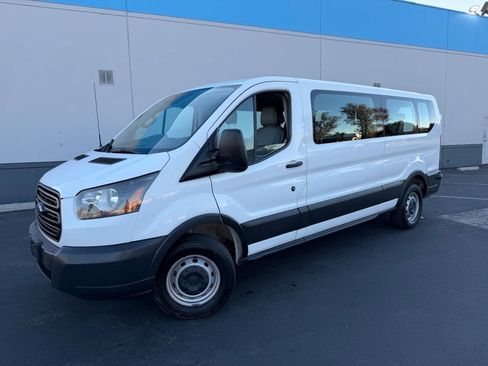 Used 2017 Ford Transit 350 XL RWD image 5
