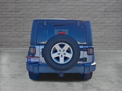 Used 2018 Jeep Wrangler Sport AWD/4WD image 10