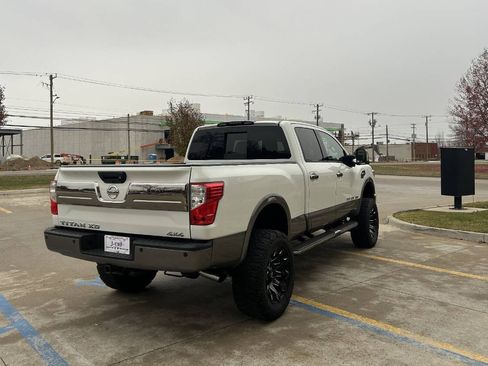 Used 2016 Nissan Titan Platinum Reserve image 6