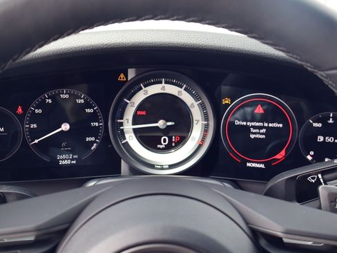 Certified 2024 Porsche 911 Carrera RWD image 16