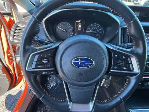 Used 2019 Subaru Crosstrek 2.0i Premium AWD/4WD image 18
