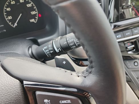 Used 2025 Honda Odyssey Touring image 29