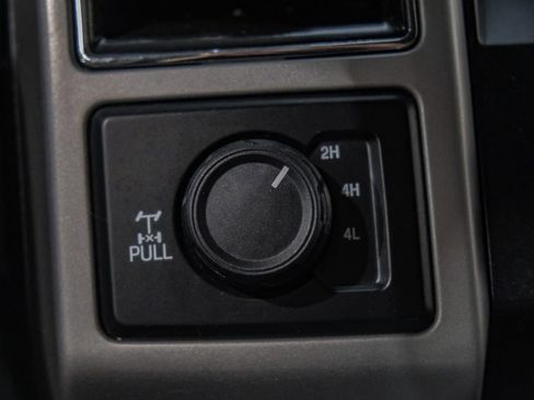 Used 2019 Ford F250 Lariat image 27