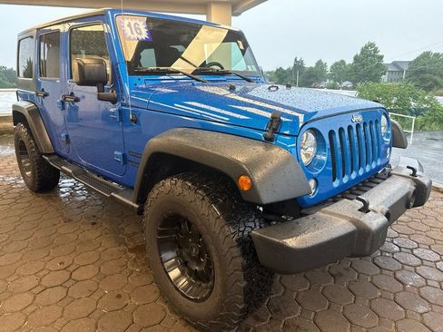 Used 2016 Jeep Wrangler Unlimited Sport w/ Quick Order Package 24S AWD/4WD image 4