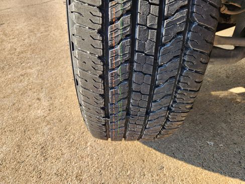 Used 2023 Chevrolet Colorado LT w/ LT Convenience Package III image 12