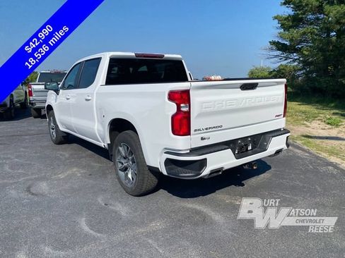 Used 2023 Chevrolet Silverado 1500 RST AWD/4WD image 7