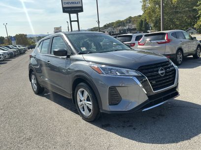 Used 2024 Nissan Kicks S