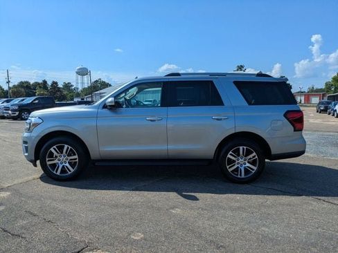 Used 2024 Ford Expedition Limited RWD image 7