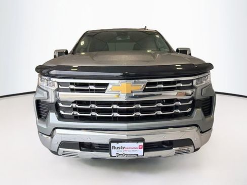 Used 2024 Chevrolet Silverado 1500 LTZ image 2