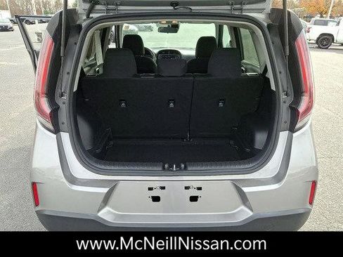 Used 2023 Kia Soul LX image 29