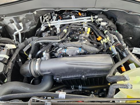 New 2026 Ford Explorer Active RWD image 22