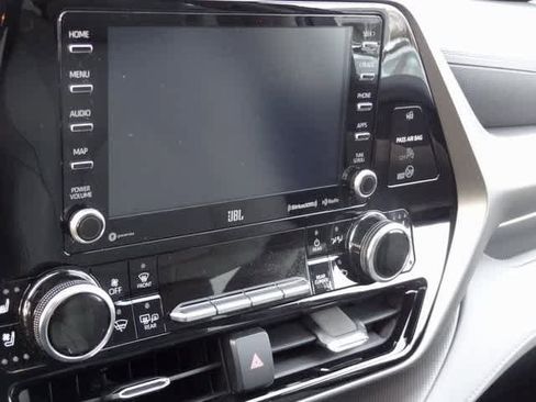 Certified 2020 Toyota Highlander Limited image 16