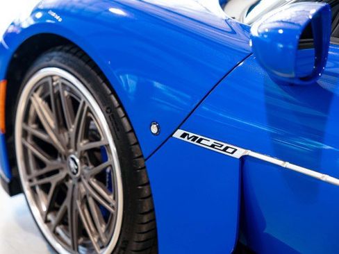 Used 2022 Maserati MC20 Coupe image 29