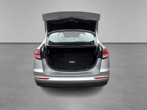 Used 2020 Ford Fusion Energi Titanium image 12