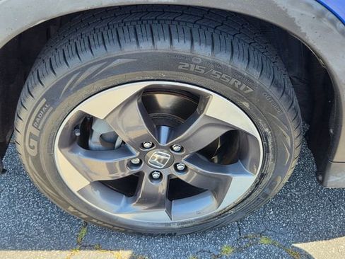 Used 2018 Honda HR-V EX-L image 10