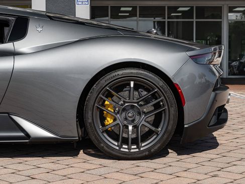 Used 2022 Maserati MC20 Coupe RWD image 33