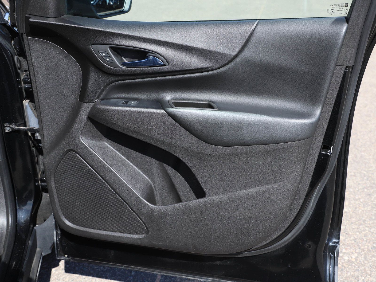 Used 2019 Chevrolet Equinox LT AWD/4WD image 9
