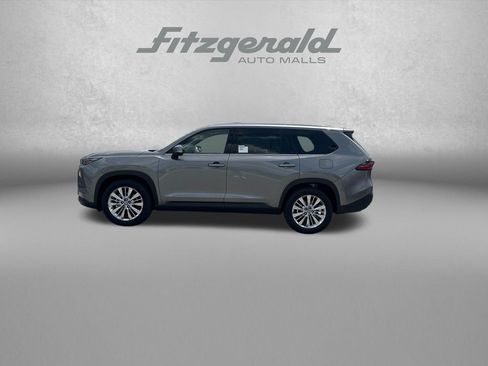 New 2026 Toyota Grand Highlander AWD image 4