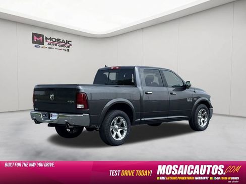 Used 2017 RAM 1500 Laramie w/ Convenience Group AWD/4WD image 7