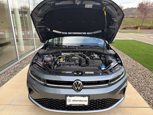 New 2026 Volkswagen Jetta SEL image 9