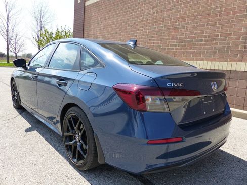 Used 2025 Honda Civic Sport image 7