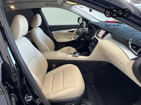 Used 2019 INFINITI QX50 Luxe w/ Navigation Package FWD image 26