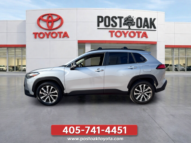 Used 2025 Toyota Corolla Cross XLE w/ Convenience Package AWD/4WD image 2