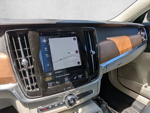 Used 2019 Volvo V90 T5 Inscription w/ Protection Package Premier FWD image 11