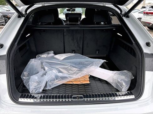 New 2026 Audi Q8 Premium Plus image 15