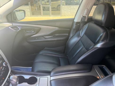 Used 2017 Nissan Murano Platinum w/ Platinum Technology Package FWD image 14