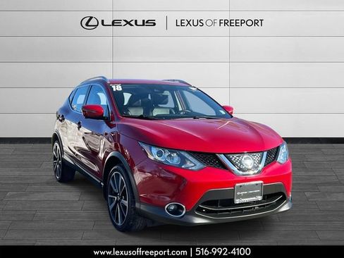 Used 2018 Nissan Rogue Sport SL w/ SL Premium Package image 1