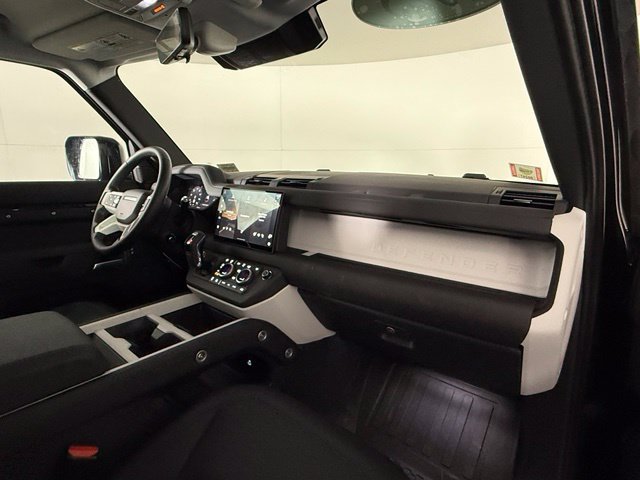 Certified 2025 Land Rover Defender 110 S AWD/4WD image 14